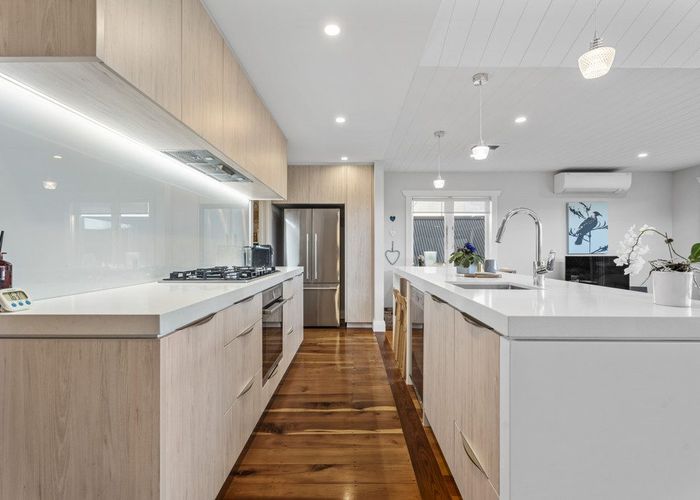  at 8 Highland Road, Mount Albert, Auckland City, Auckland
