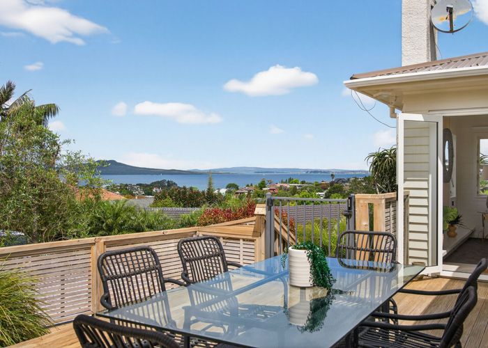  at 29 Peter Terrace, Castor Bay, North Shore City, Auckland