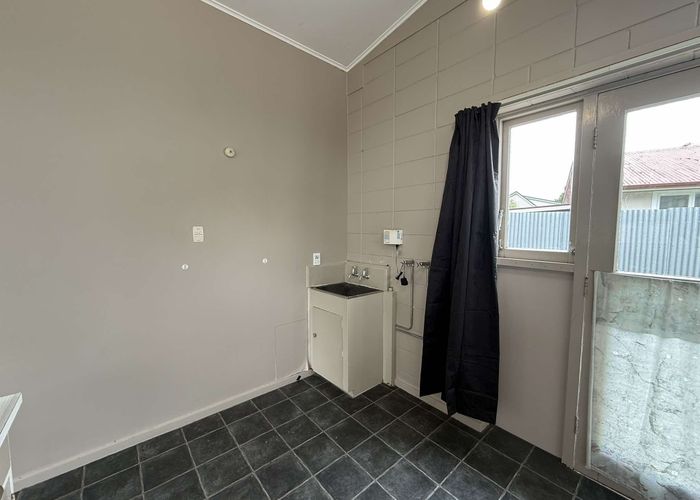  at 2/571a Fergusson Drive, Trentham, Upper Hutt, Wellington