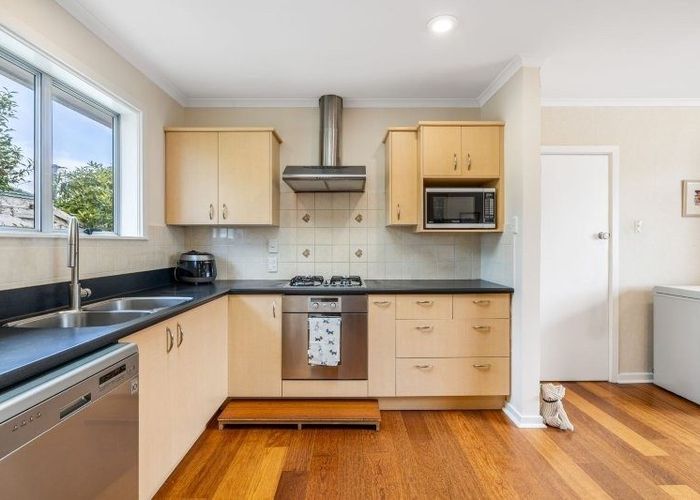  at 230 Avonhead Rd, Avonhead, Christchurch City, Canterbury