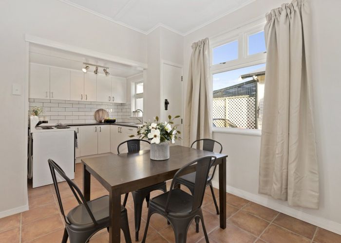  at 10 Jessie Street, Petone, Lower Hutt, Wellington