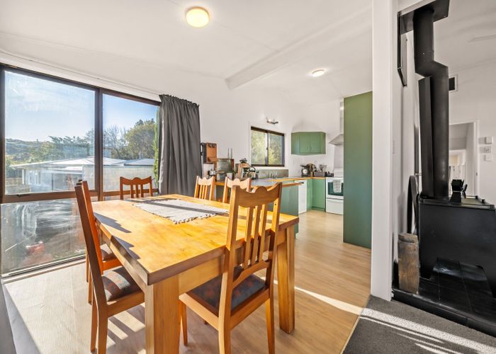  at 6 Longfellow Street, Trentham, Upper Hutt, Wellington
