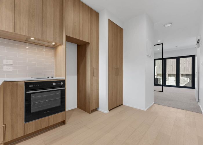  at 7A & 7B/124 Taylors Road, Mount Albert, Auckland City, Auckland