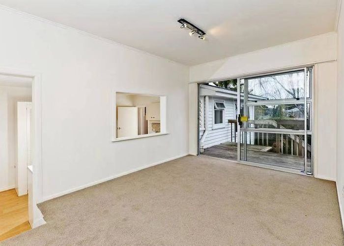  at 1/156 Forrest Hill Road, Forrest Hill, North Shore City, Auckland