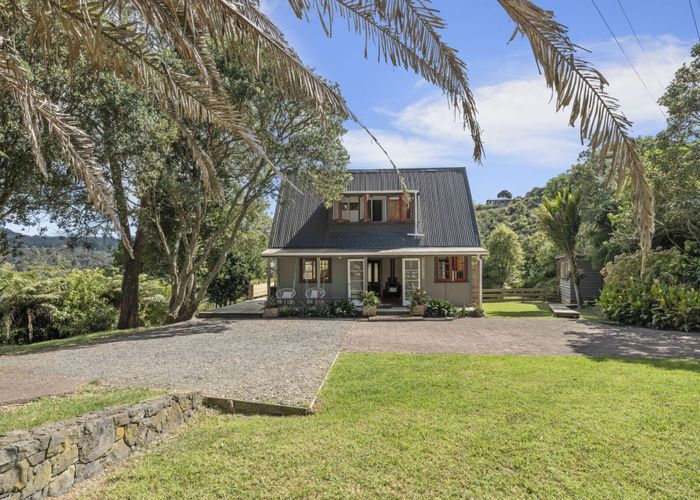  at 33d Landing Road, Titirangi, Waitakere City, Auckland