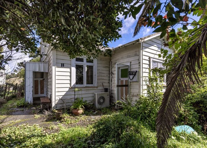  at 18 Joseph Street, Pukemiro
