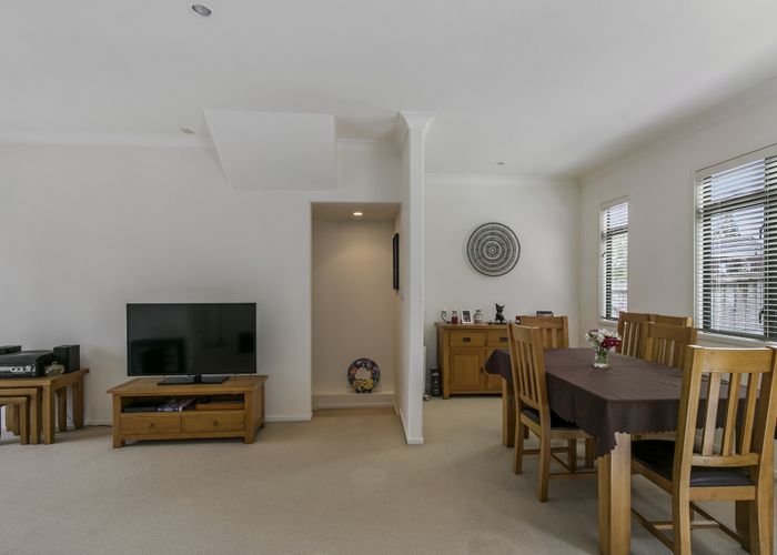  at 3/69 Target Road, Totara Vale, Auckland