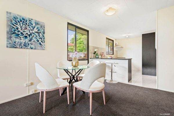  at 2/80 Parrs Cross Road, Henderson, Waitakere City, Auckland