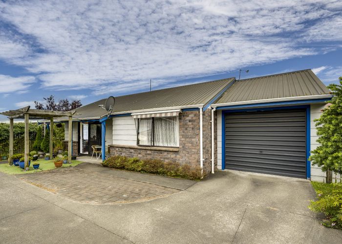  at 2/17 Wharerangi Road, Tamatea, Napier, Hawke's Bay