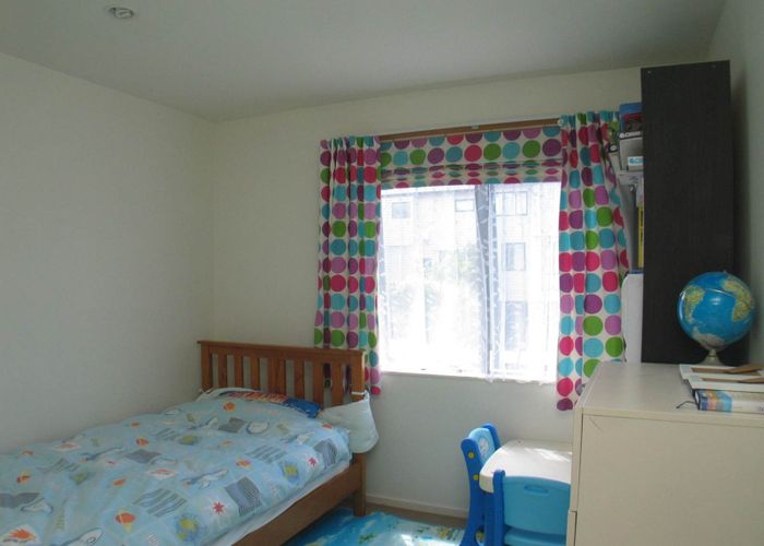  at 51/22 Northcross Drive, Oteha, North Shore City, Auckland