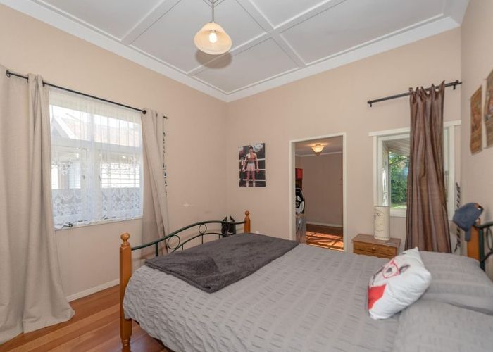  at 13 Te Aroha Street, Hamilton East, Hamilton