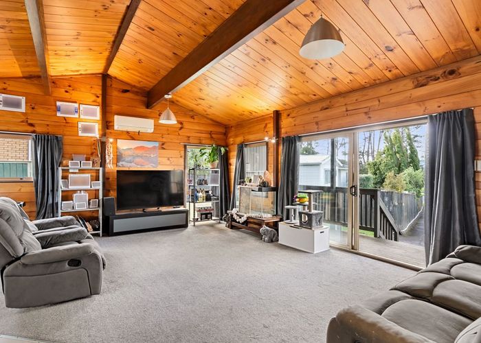  at 56 Makora Road, Massey, Waitakere City, Auckland