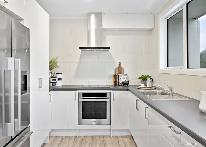  at 3/6 Robertson Street, Owhiro Bay, Wellington