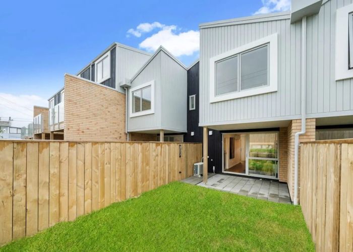  at 67 Helen Jenepher Lane, Mount Wellington, Auckland