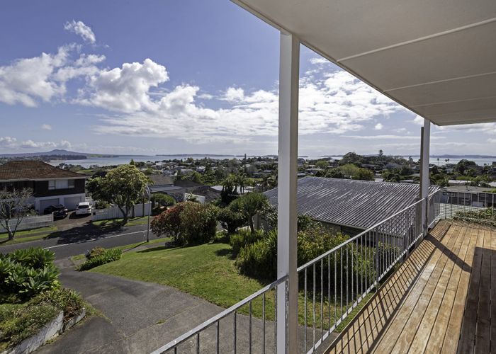  at 12 Copperfield Terrace, Mellons Bay, Manukau City, Auckland
