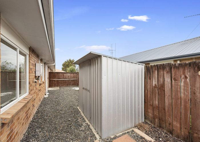  at 5 Corsair Place, Melville, Hamilton