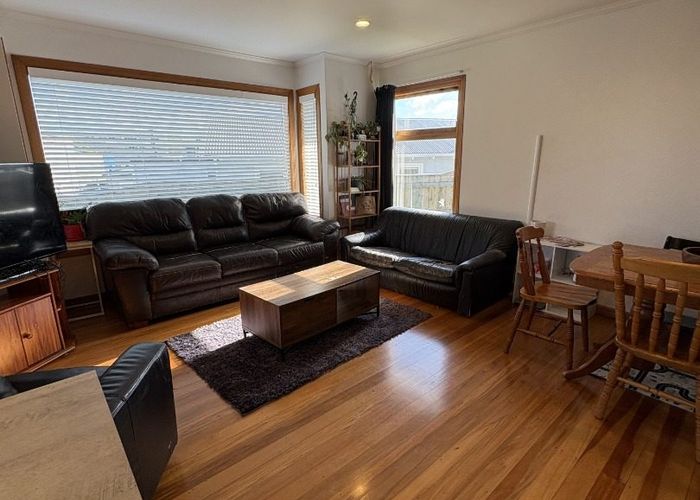  at 42C Maclean Street, Paraparaumu Beach, Kapiti Coast, Wellington