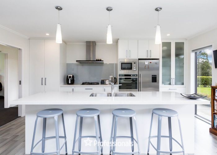  at 112 Parkes Line Road, Maymorn, Upper Hutt