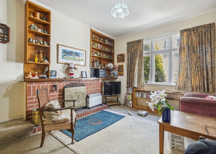  at 44 Kano Street, Karori, Wellington