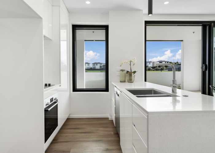  at G02/12 Barrack Road, Mount Wellington, Auckland City, Auckland