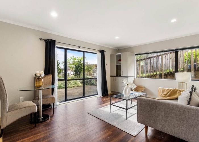 at 76 Goodwood Drive, Goodwood Heights, Manukau City, Auckland