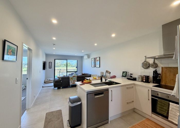  at 5 Tana Way, Manurewa, Manukau City, Auckland