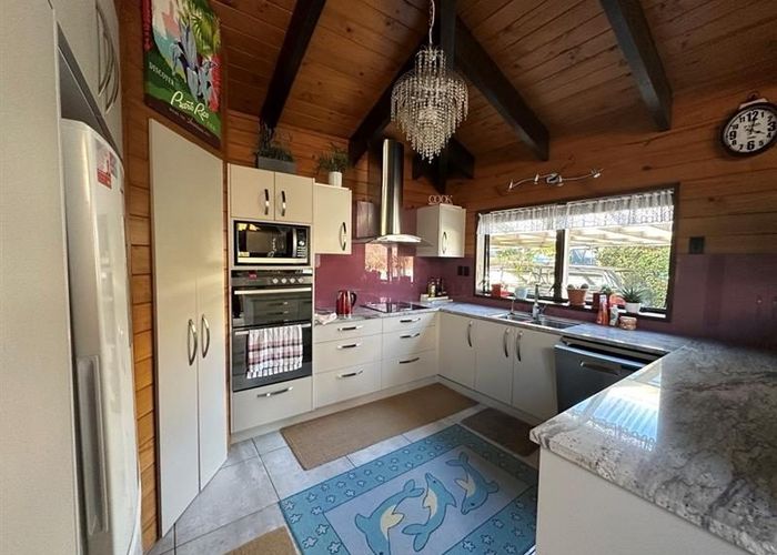  at 6 Emma Place, Pukete, Hamilton, Waikato