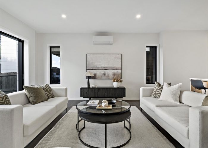  at 8,4,2 Stockade View Lane, Howick, Manukau City, Auckland