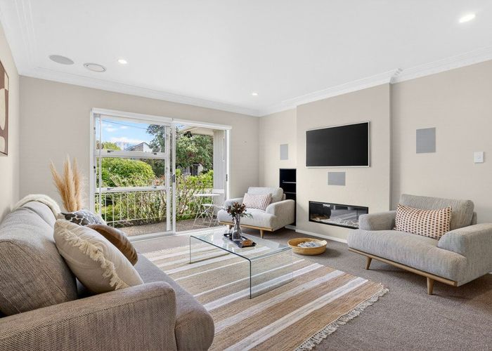  at 15 Frieston Road, Milford, North Shore City, Auckland