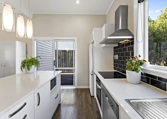  at 9a New Brighton Road, Mount Wellington, Auckland City, Auckland