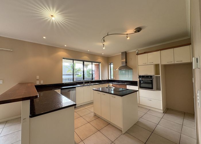  at 79 Manor park, Sunnyhills, Manukau City, Auckland