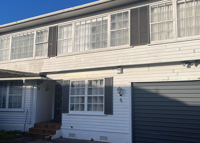  at 4 Millen Avenue, Pakuranga, Manukau City, Auckland