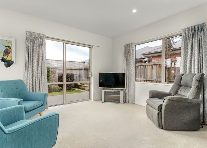  at 6 Streamside Court, Woolston, Christchurch