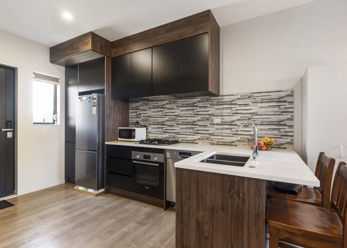  at 44 Picturesque Drive, Flat Bush, Manukau City, Auckland