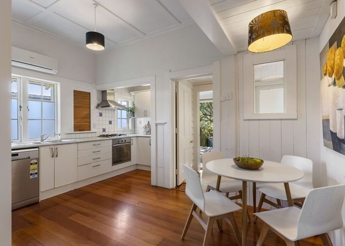 at 2/8 Clyde Street, Epsom, Auckland City, Auckland