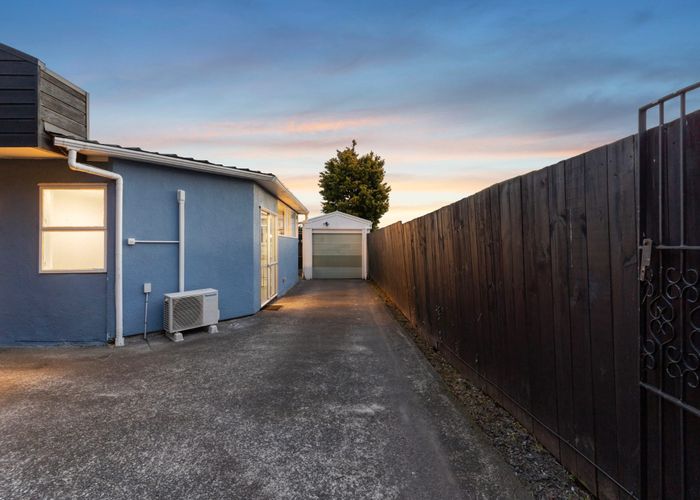  at 240E Great North Road, Henderson, Waitakere City, Auckland
