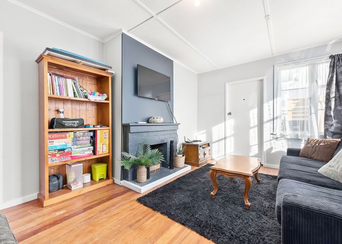  at 109 Waddington Drive, Naenae, Lower Hutt