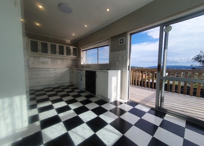  at 48 Glenveagh Drive, Mount Roskill, Auckland City, Auckland