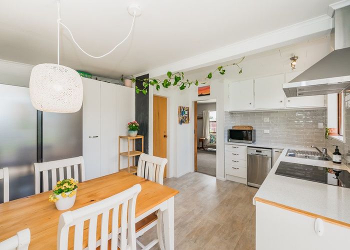  at 4b Princeton Road, Raumati Beach, Kapiti Coast, Wellington