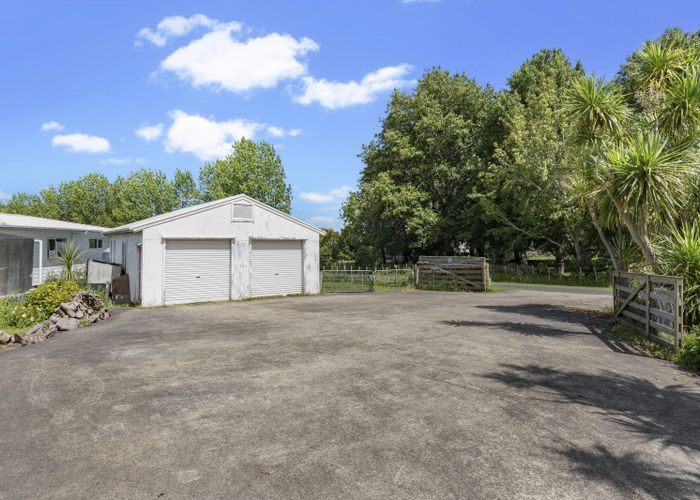  at 220 Postman Road, Albany