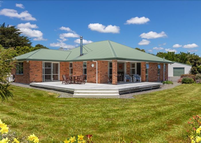  at 33 Ketemaringi Way, Levin