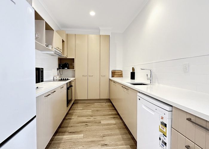  at AC/8 Farnham Street, Parnell, Auckland