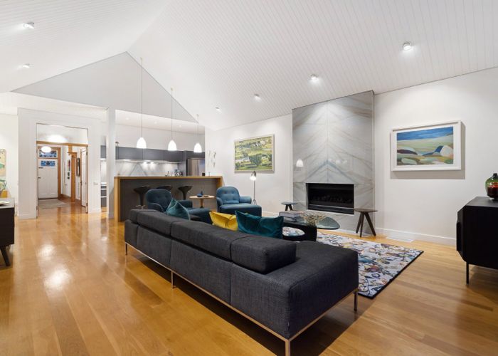  at 10 Lawrence Street, Herne Bay, Auckland