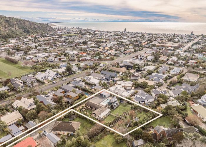  at 41 Campbell Street, Sumner, Christchurch