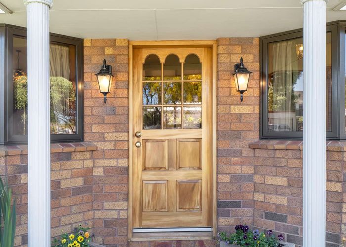  at 10 Regency Crescent, Redwood, Christchurch City, Canterbury