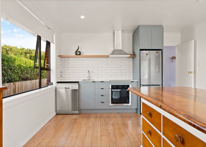  at 332 Tomahawk Road, Ocean Grove, Dunedin