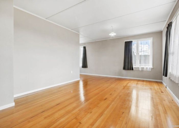  at 1/101 Donovan Street, Blockhouse Bay, Auckland