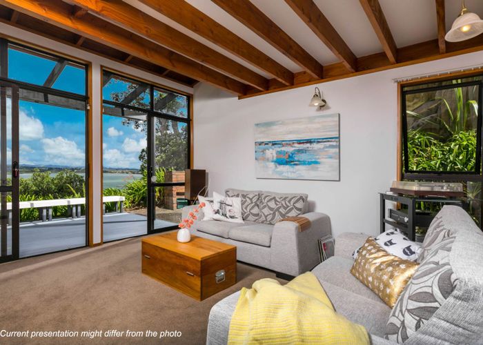 at 25 Austin Road, Greenhithe, Auckland
