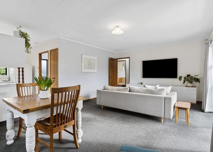  at 1/38 Yeovil Road, Te Atatu Peninsula, Auckland