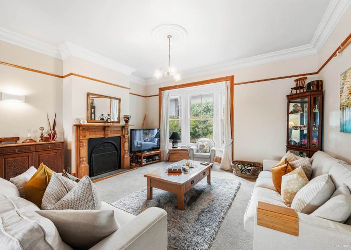  at 50 Upper Harbour Drive, Greenhithe, Auckland